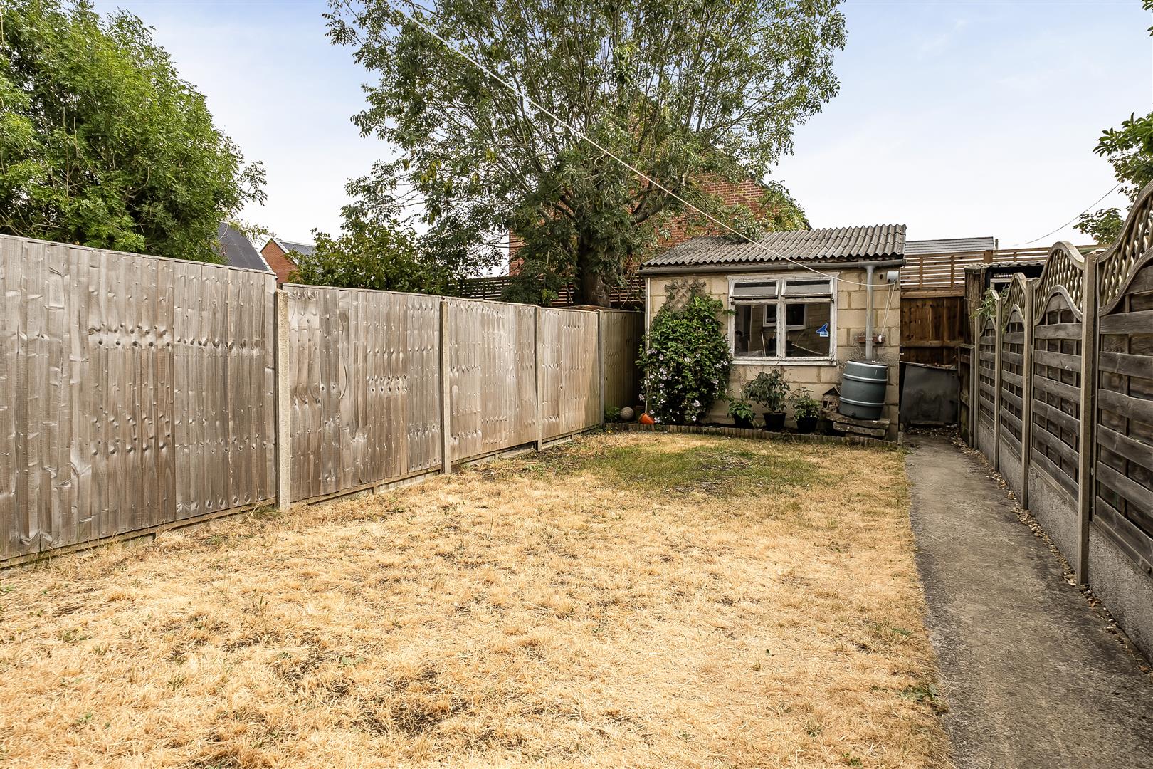 Hawthorn Road, 
